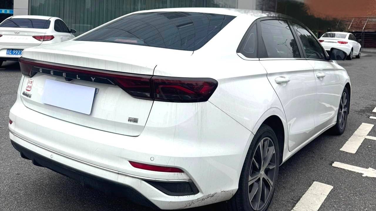 Geely 2023 EMGRAND 4th Generation Champion 1.5L CVT Luxury Edition