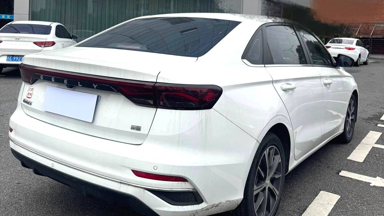 Geely 2025 EMGRAND 4th generation 1.5L CVT Longteng Edition