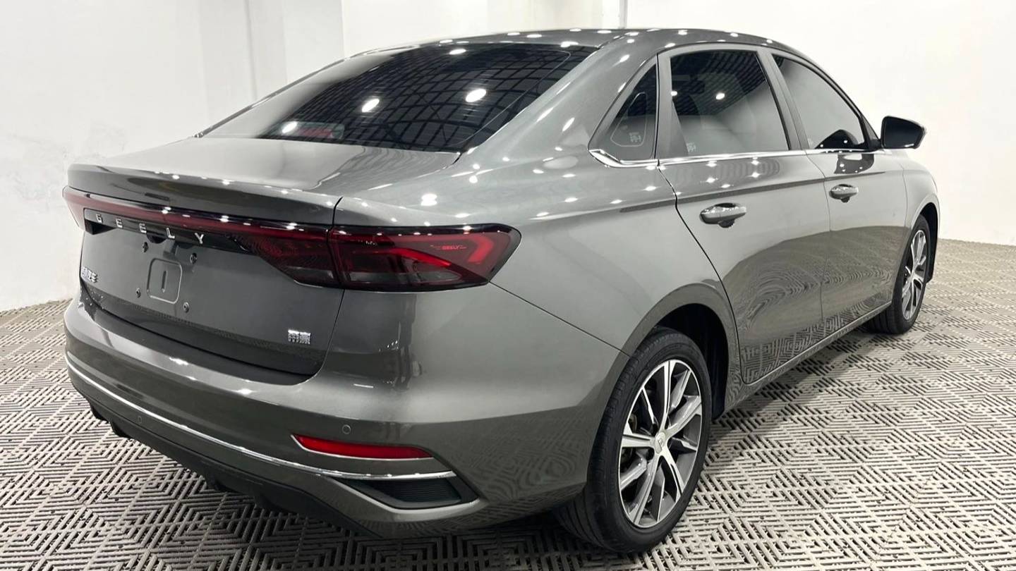 Geely 2022 EMGRAND 4th generation 1.5L CVT Prestige