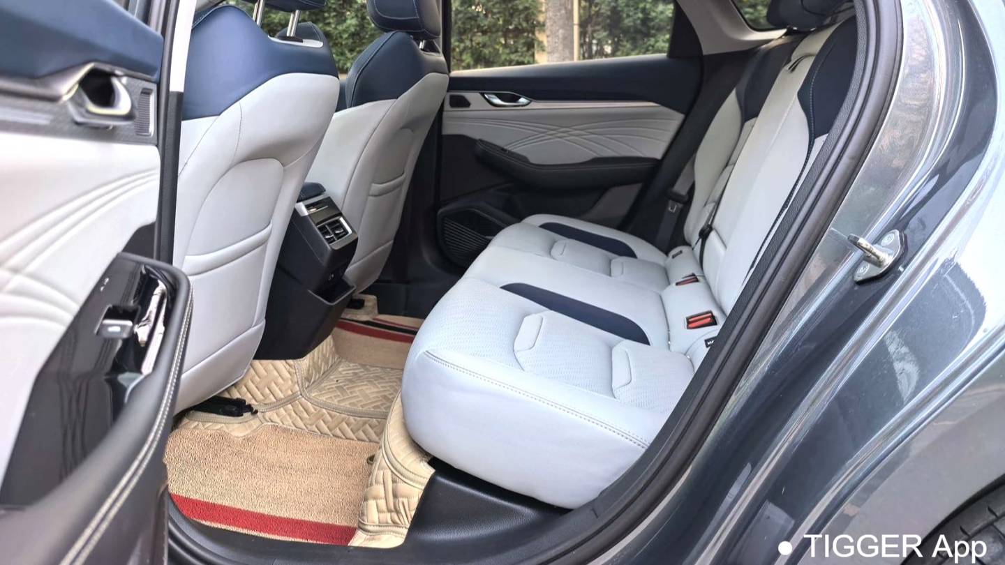 Geely 2023 PREFACE 2.0TD Prestige Model