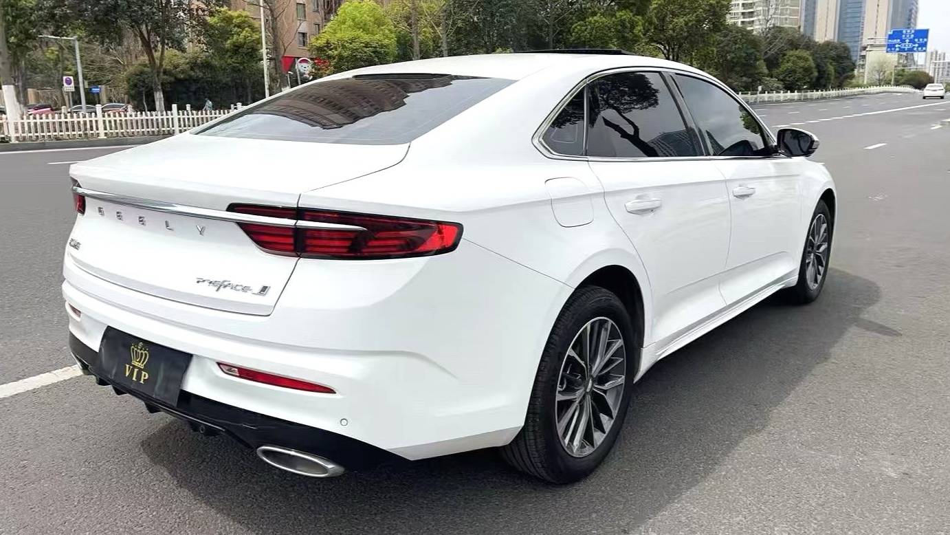 Geely 2023 PREFACE 2.0TD Luxury Edition