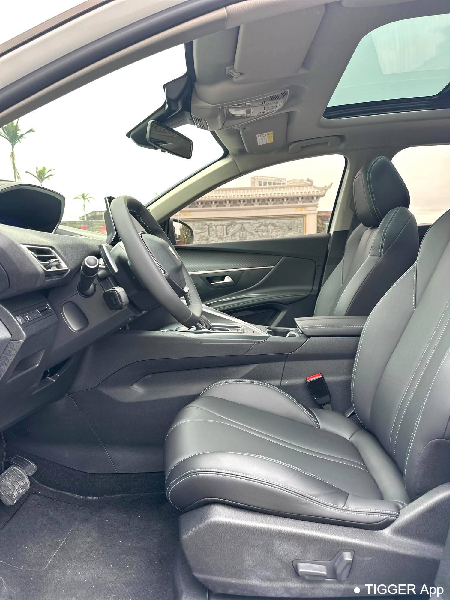 Used PEUGEOT 2025 5008 Deluxe Edition