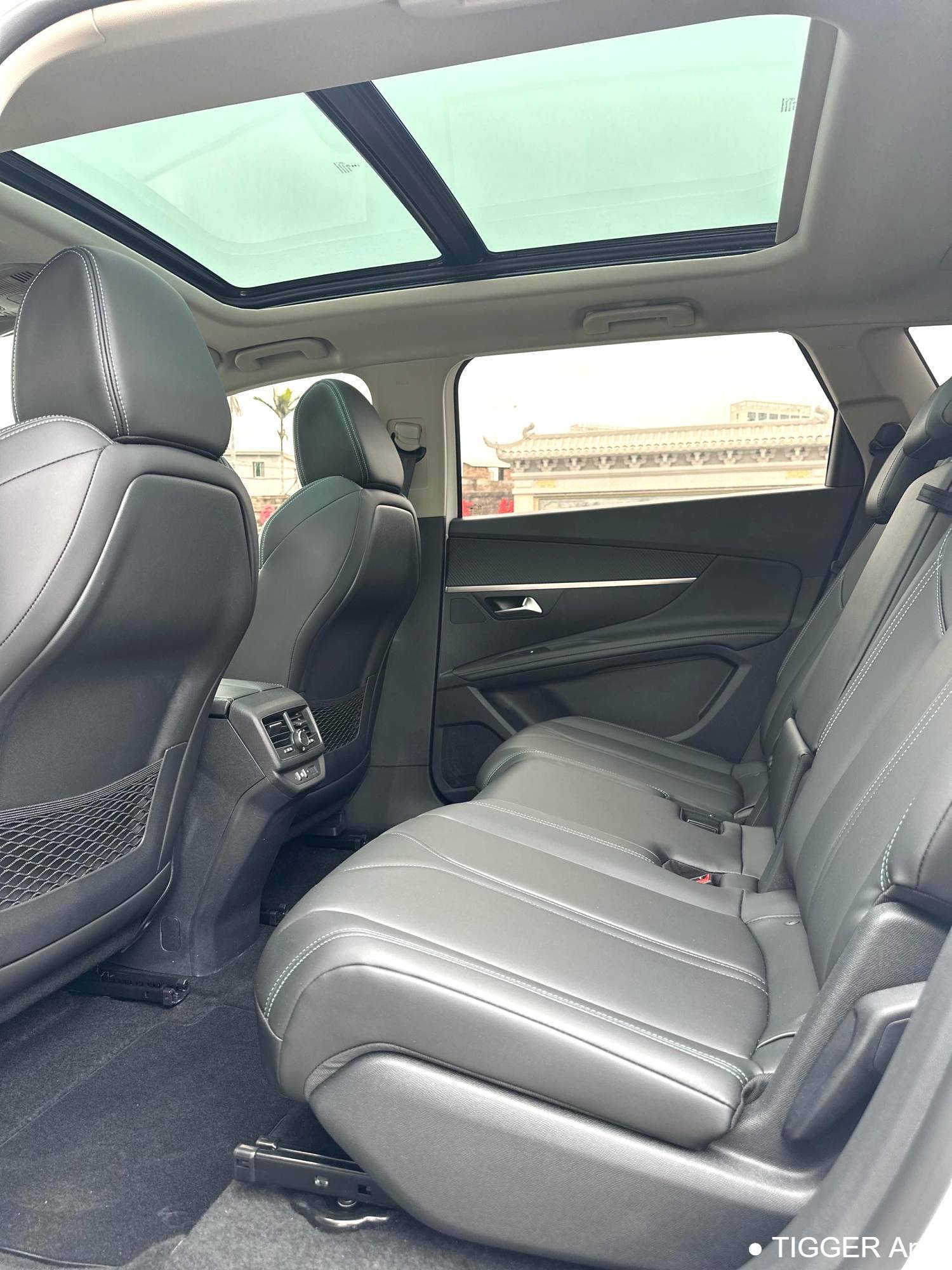 Used PEUGEOT 2025 5008 Deluxe Edition
