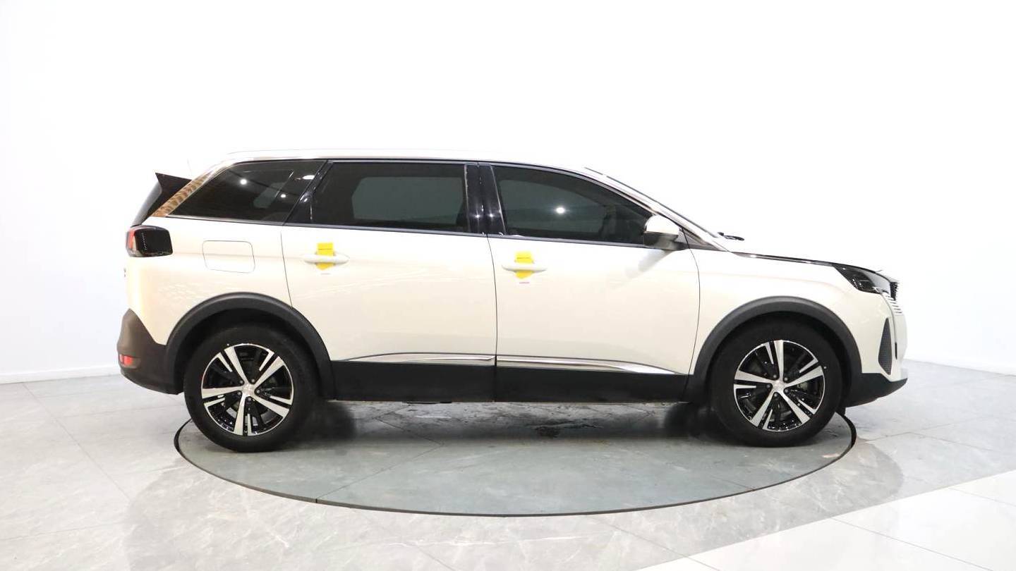 PEUGEOT 2021 5008 360THP 5-seater Strength Edition