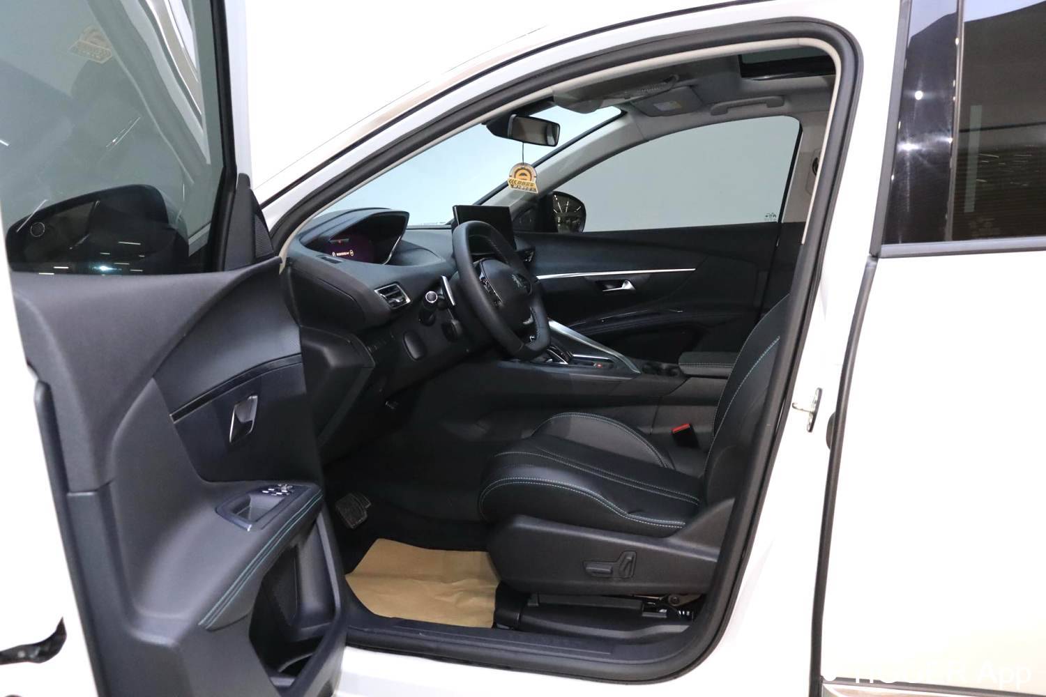 Used PEUGEOT 2021 5008 360THP 5-seater Strength Edition
