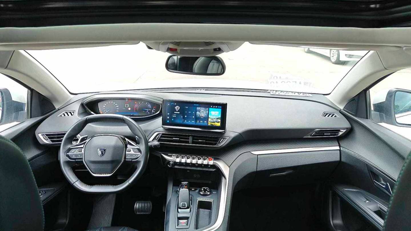 PEUGEOT 2023 5008 400THP Beloved Full Seat Edition with 7 seats