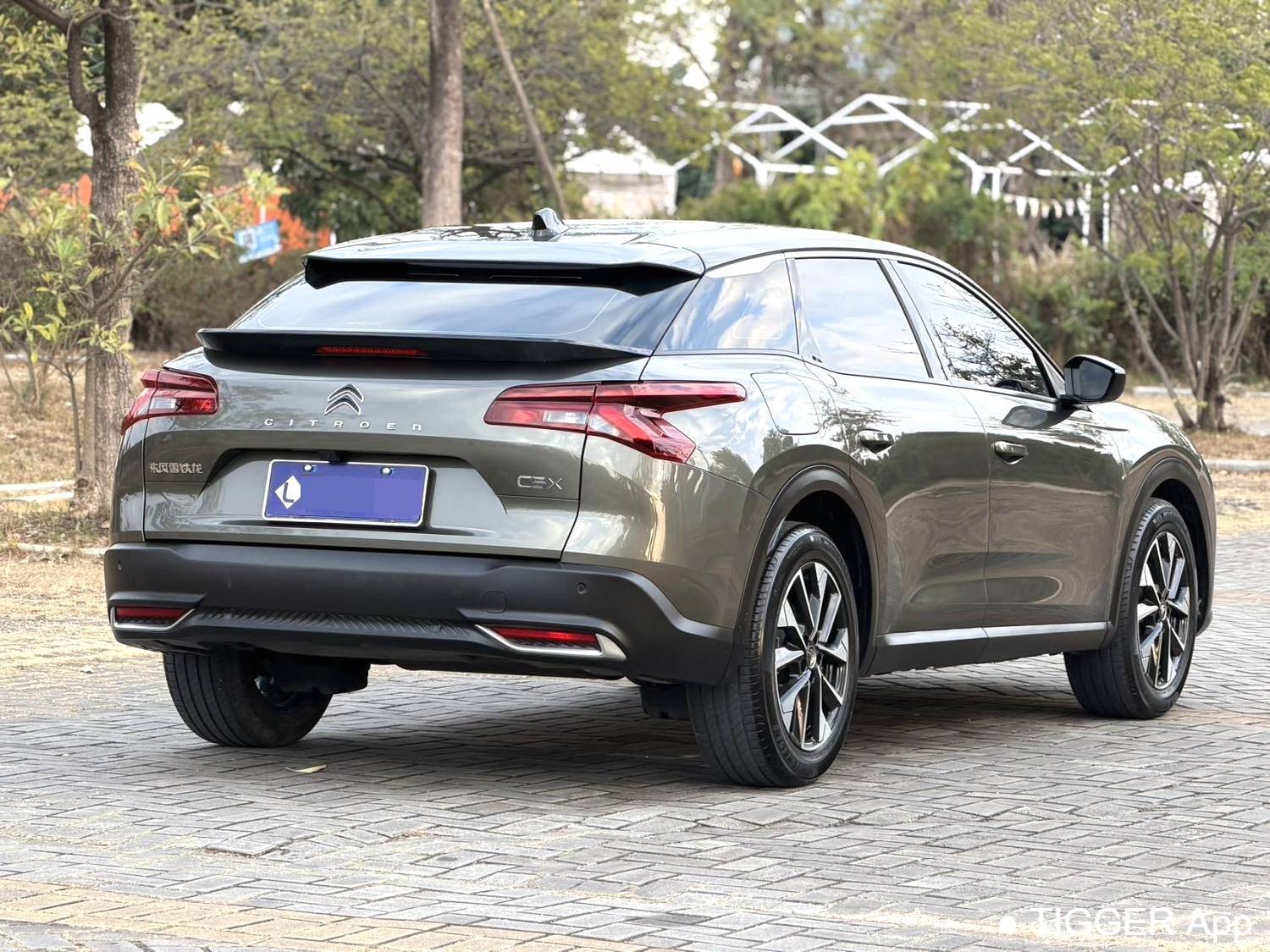 Citroën‌ 2023 Citroën C5 X 1.6T Enjoy Extraordinary Experience