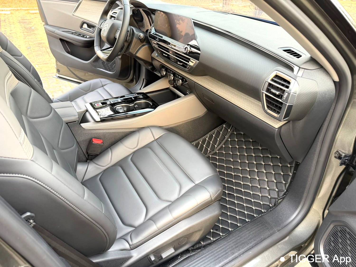 Citroën‌ 2023 Citroën C5 X 1.6T Enjoy Extraordinary Experience