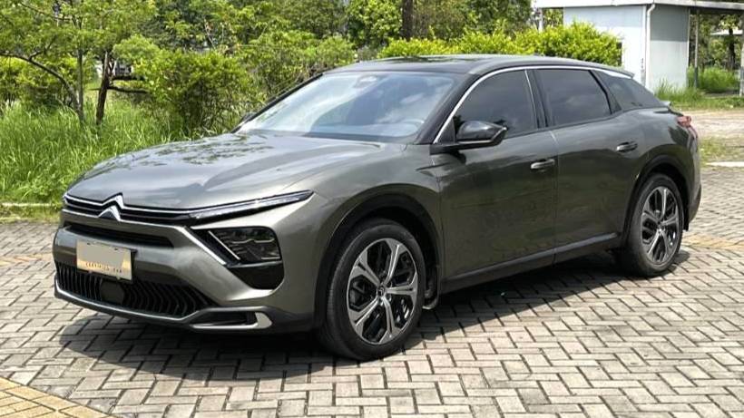 Citroën‌ 2022 Citroën C5 X 1.6T Enjoy Extraordinary Year of the Tiger Opening Red Edition