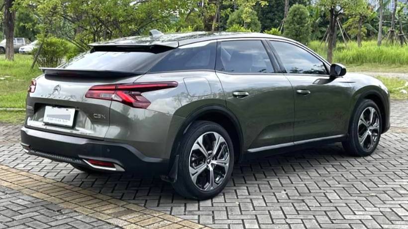 Citroën‌ 2022 Citroën C5 X 1.6T Enjoy Extraordinary Year of the Tiger Opening Red Edition