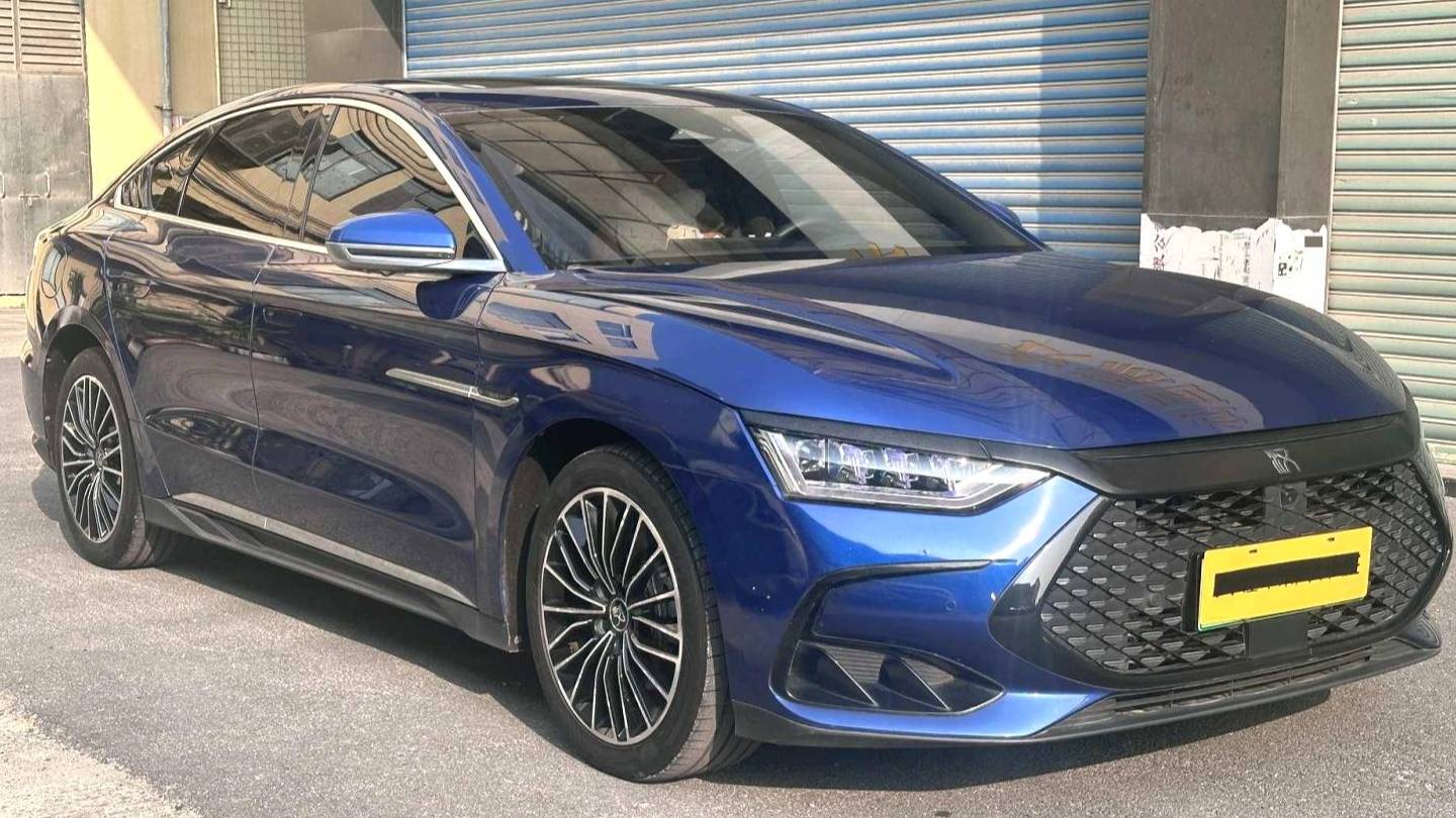 BYD 2022 HAN DM-i Champion 121KM Prestige Edition