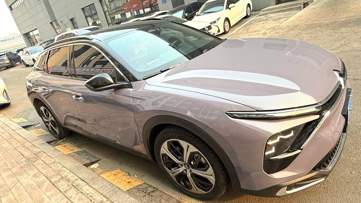 Citroën‌ 2022 Citroën C5 X 1.6T Enjoy Extraordinary Year of the Tiger Opening Red Edition