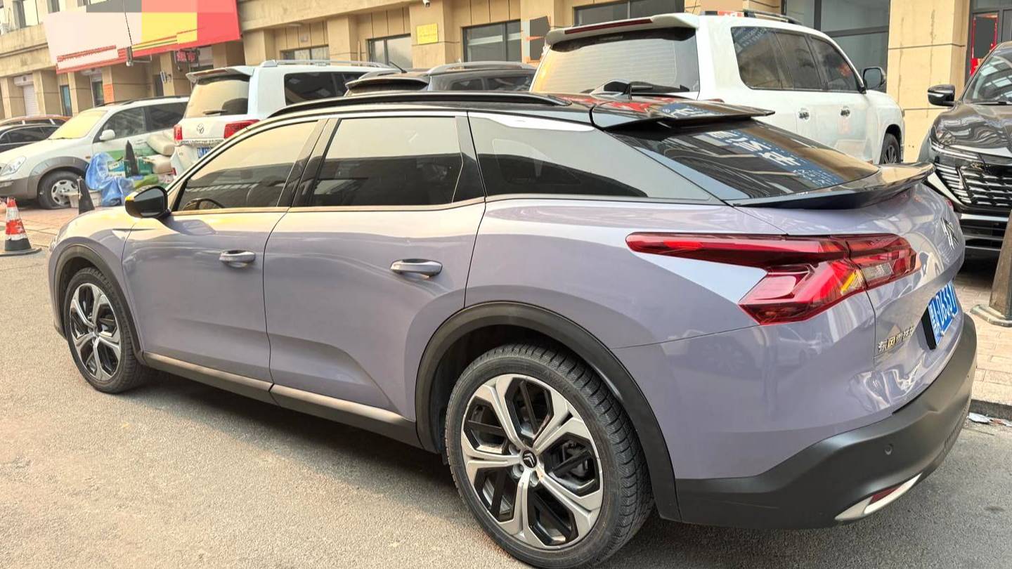 Citroën‌ 2022 Citroën C5 X 1.6T Enjoy Extraordinary Year of the Tiger Opening Red Edition