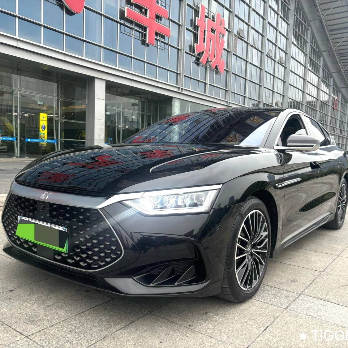 BYD 2023 HAN DM-i Champion 121KM Prestige Edition Used Car