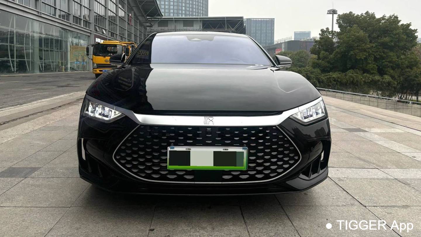 BYD 2023 HAN DM-i Champion 121KM Prestige Edition