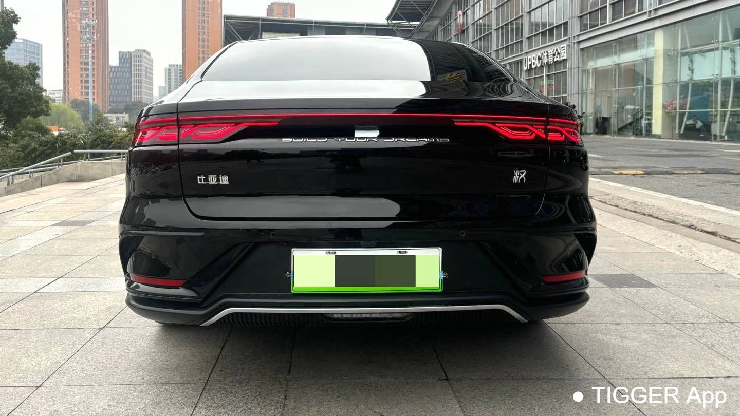 BYD 2023 HAN DM-i Champion 121KM Prestige Edition