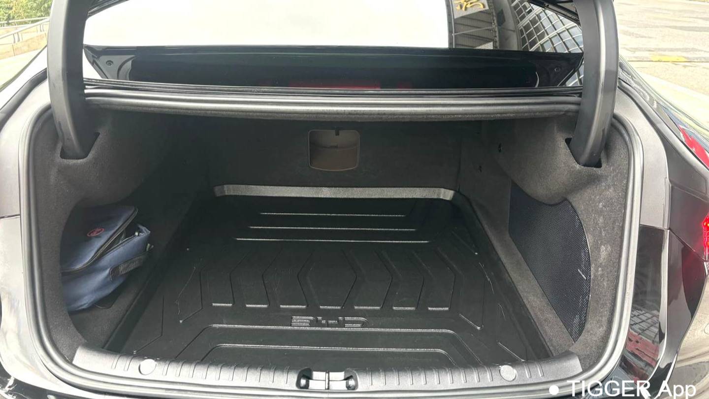 BYD 2023 HAN DM-i Champion 121KM Prestige Edition