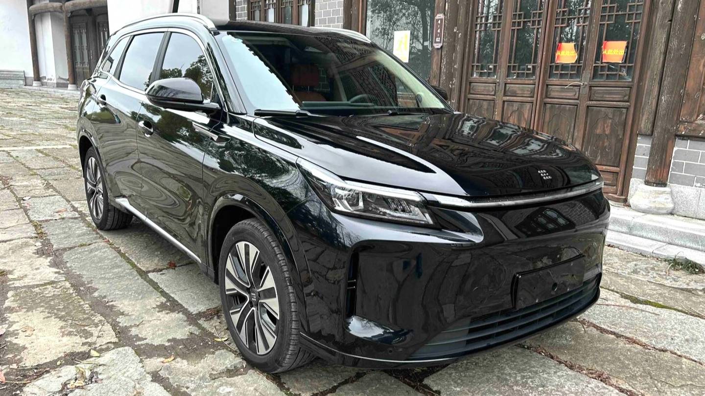 LanDian 2025 E5 PLUS 165km Long Range Flagship Edition 5-seater