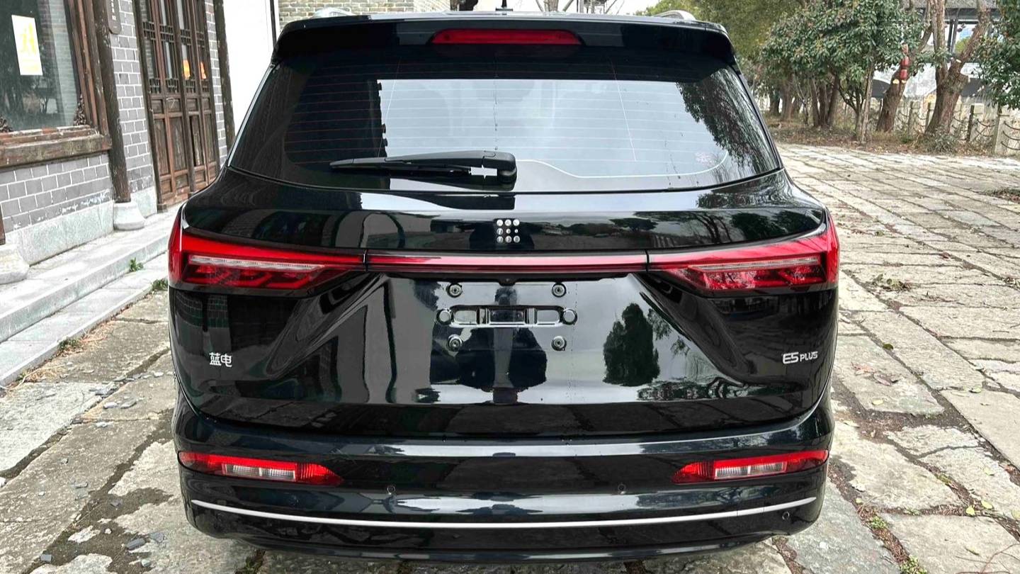 LanDian 2025 E5 PLUS 165km Long Range Flagship Edition 5-seater