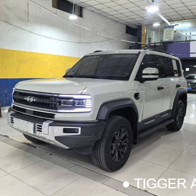 Formula Leopard‌ 2023 5 Exploration Edition