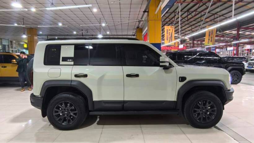 Formula Leopard 2023 5 Exploration Edition