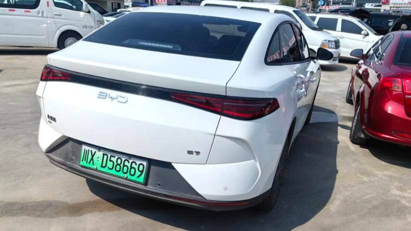 BYD 2025 e7 520 Zhihui Travel Edition