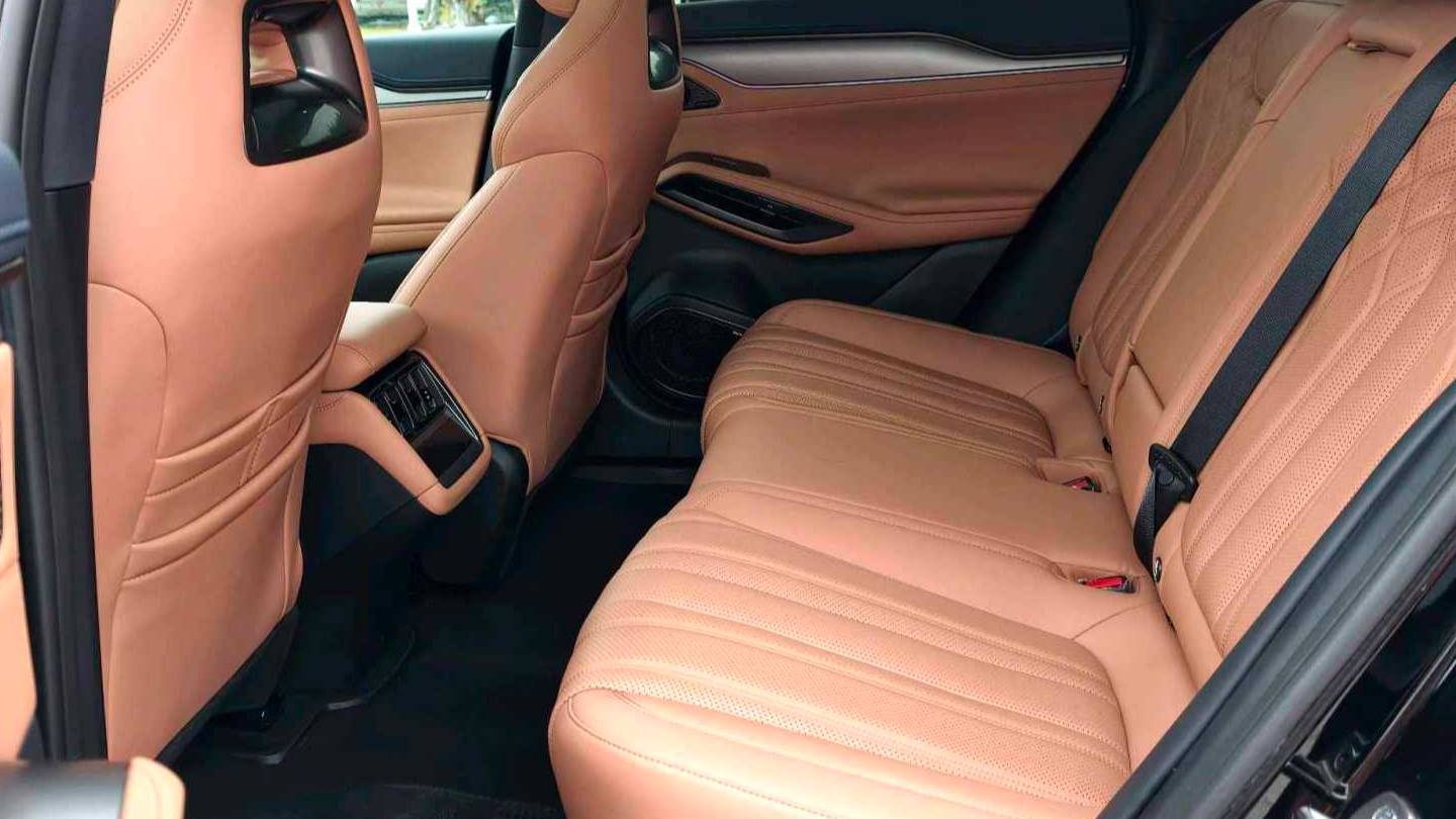 BYD 2025 SONG L EV 662km Excellent Intelligent Driving Model