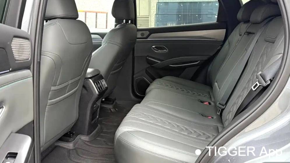 BYD 2025 SONG L DM-i Intelligent driving version 112km overtaking model