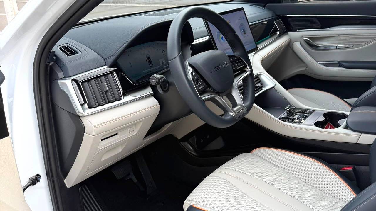 BYD 2024 Song Plus Honor Edition DM-i 110km Flagship PLUS