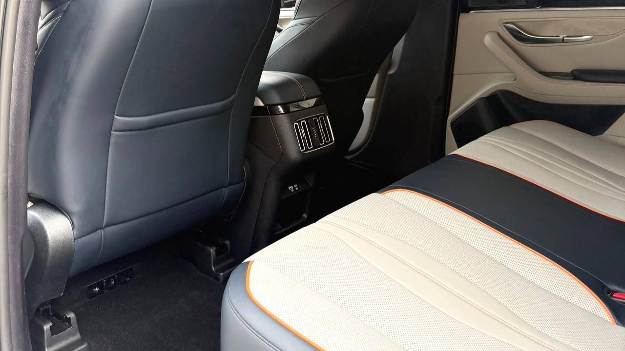 BYD 2024 Song Plus Honor Edition DM-i 110km Flagship PLUS