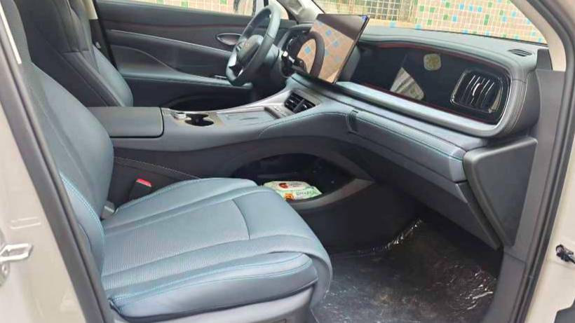 BYD 2025 Sea Lion DM-i 150 Navigation Edition