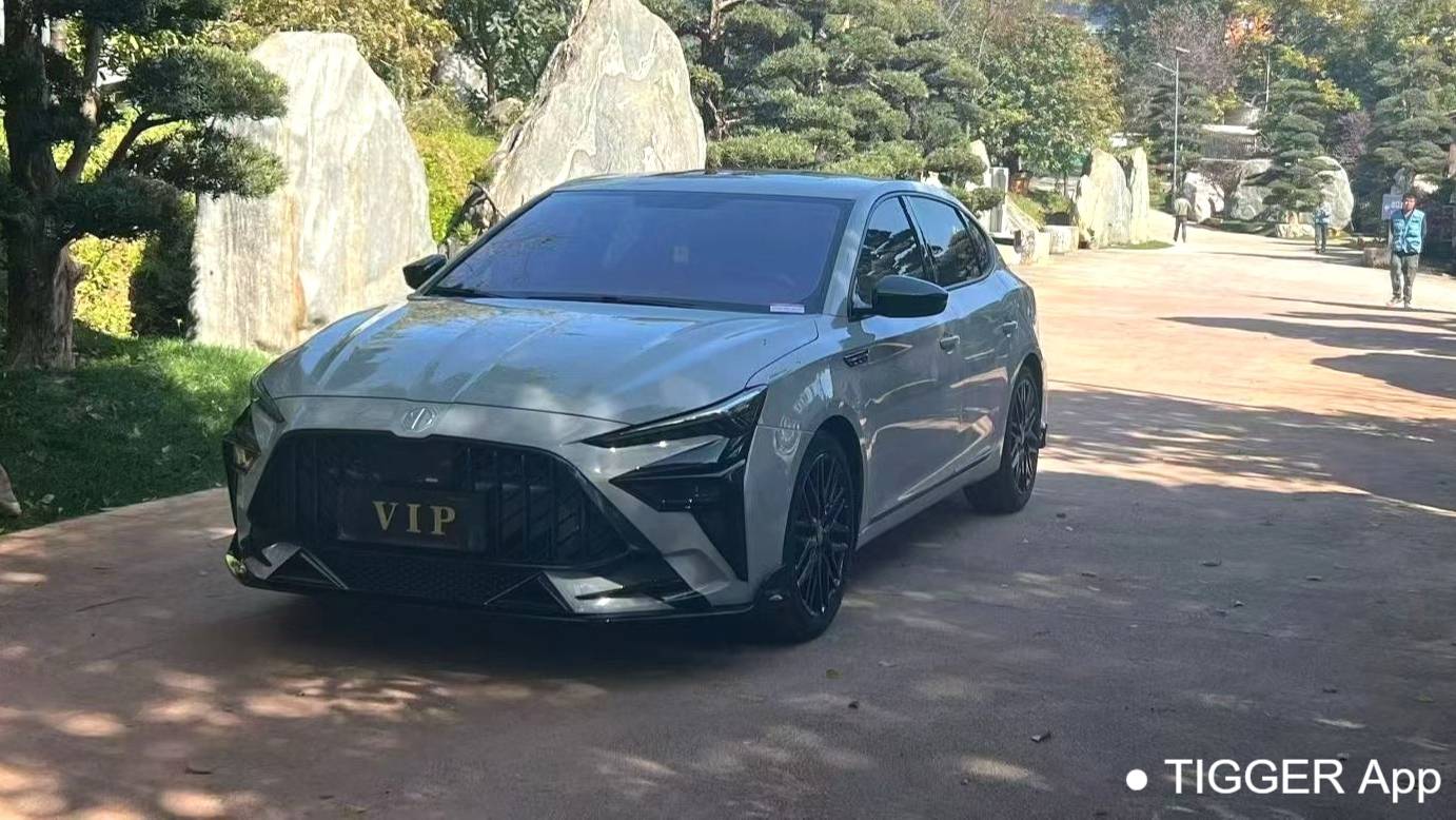 MG 2023 MG6 1.5T XLINE Shark Hunting Edition