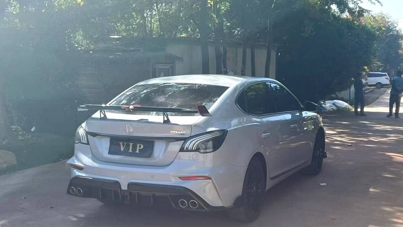 MG 2023 MG6 1.5T XLINE Shark Hunting Edition