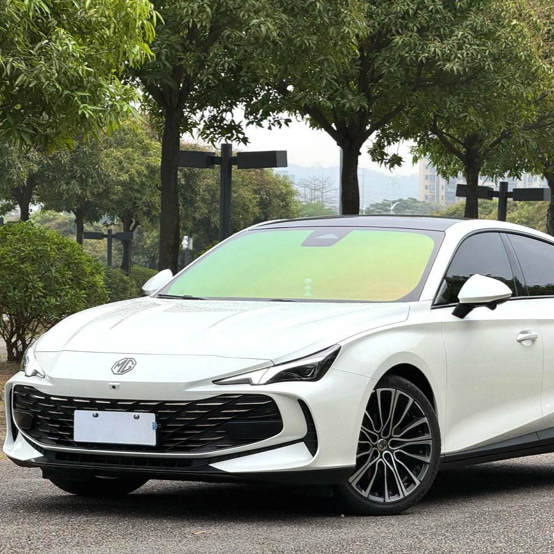 MG 2023 MG7 1.5T DCT Elegant Edition سيارة مستعملة