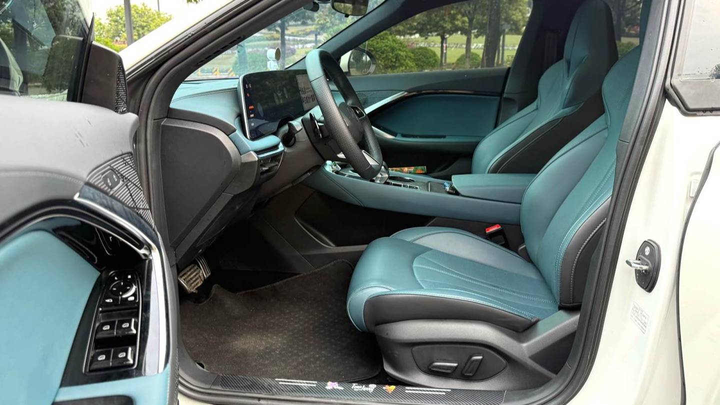 MG 2023 MG7 1.5T DCT Elegant Edition