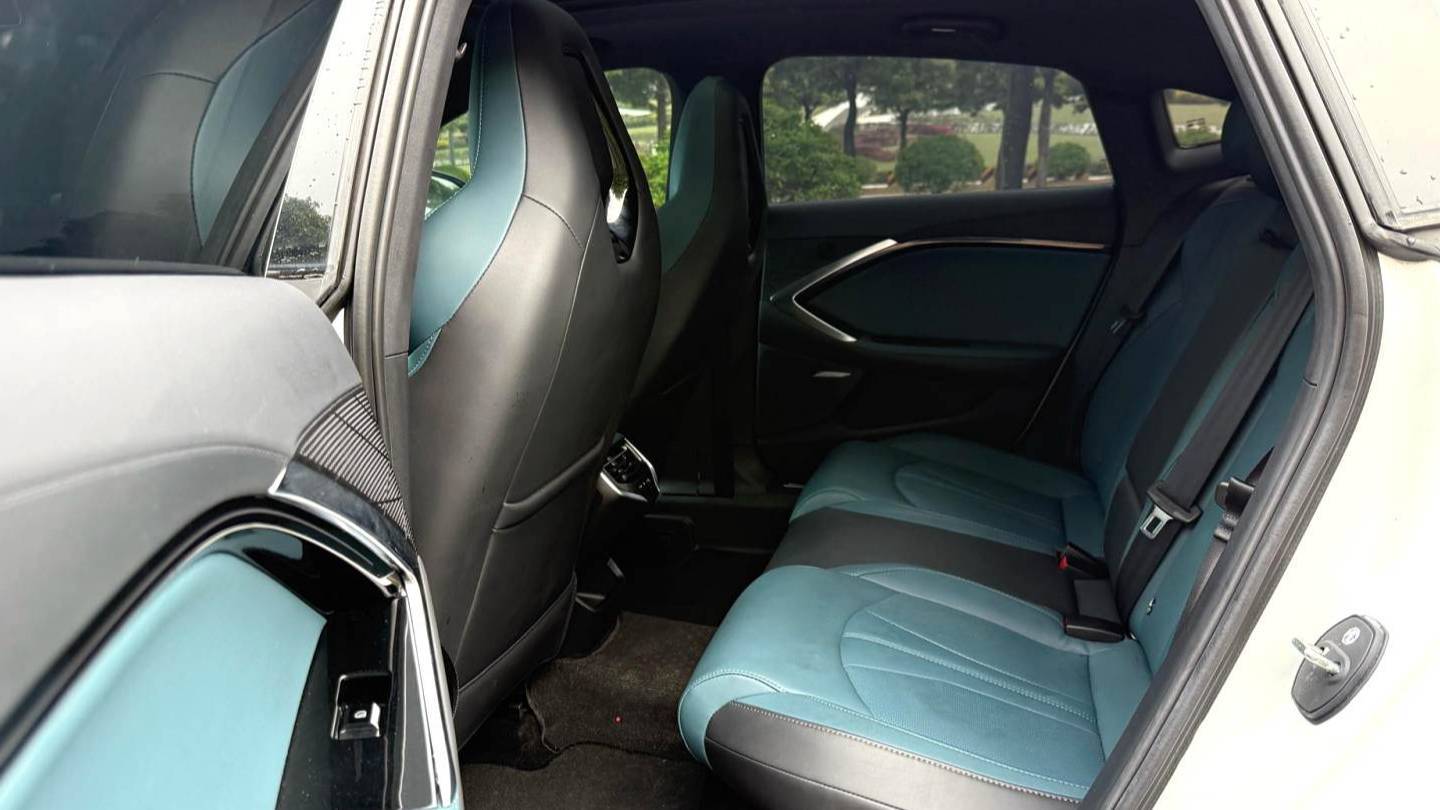 MG 2023 MG7 1.5T DCT Elegant Edition