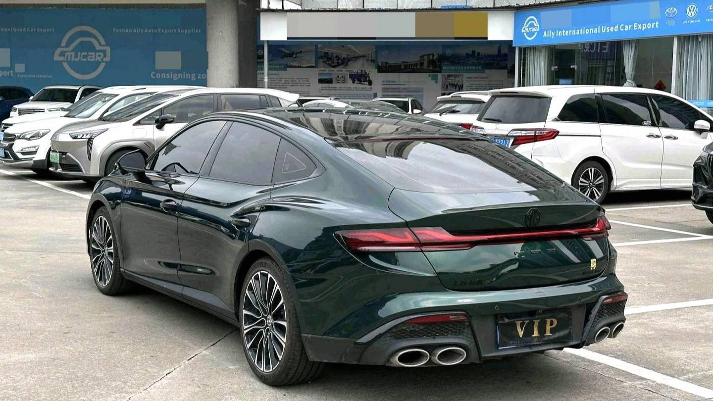 MG 2025 MG7 1.5T 300 DCT Elegant Edition