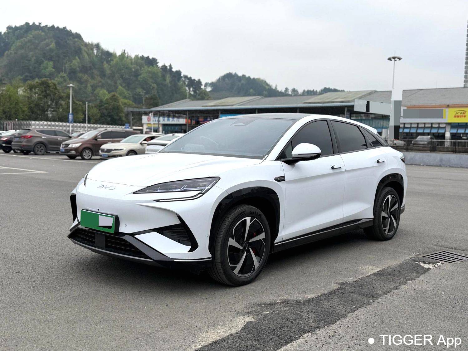 BYD 2024 Sea Lion 07 EV 610 Long Range Edition