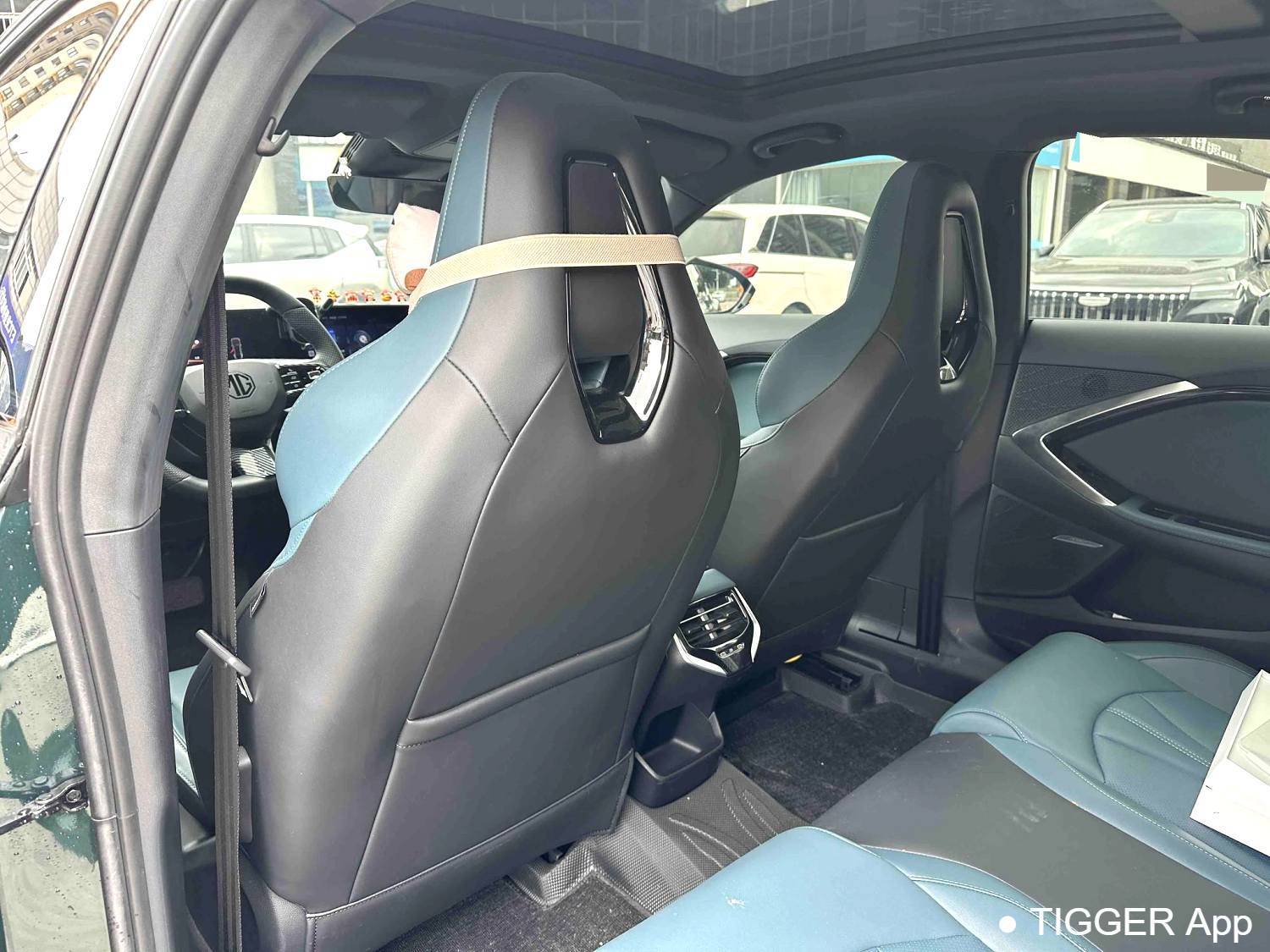 مستعمل MG 2025 MG7 1.5T 300 DCT Elegant Edition