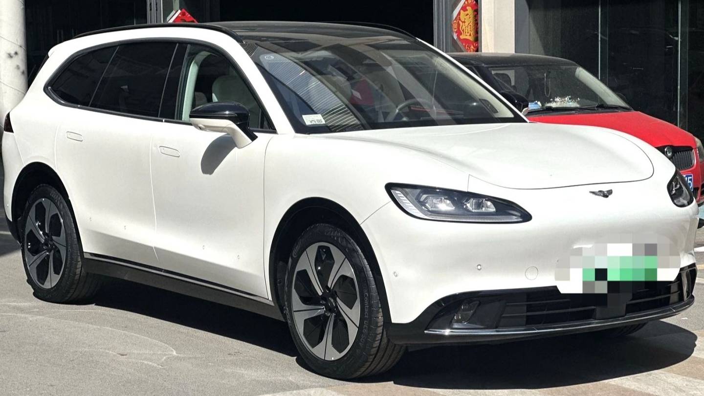 YUANHANG 2023 H8  560km 4WD Premium Edition