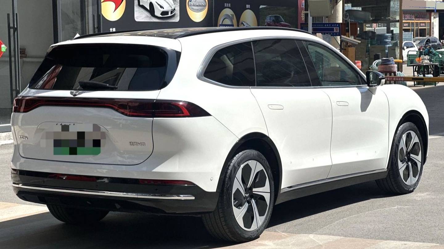 YUANHANG 2023 H8  560km 4WD Premium Edition