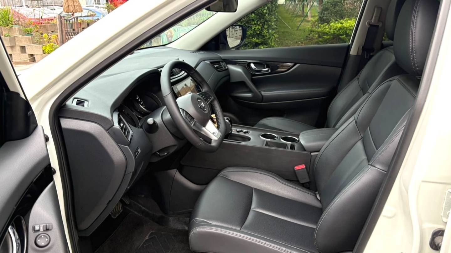 NISSAN 2023 X-TRAIL 2.0L Two wheel Drive Intelligent Connected Comfort Edition