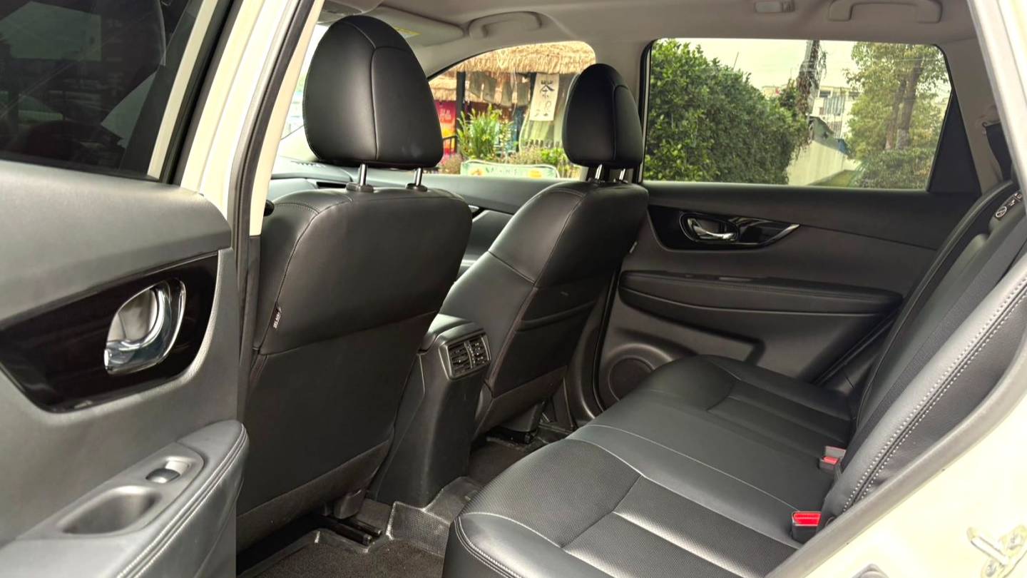 NISSAN 2023 X-TRAIL 2.0L Two wheel Drive Intelligent Connected Comfort Edition