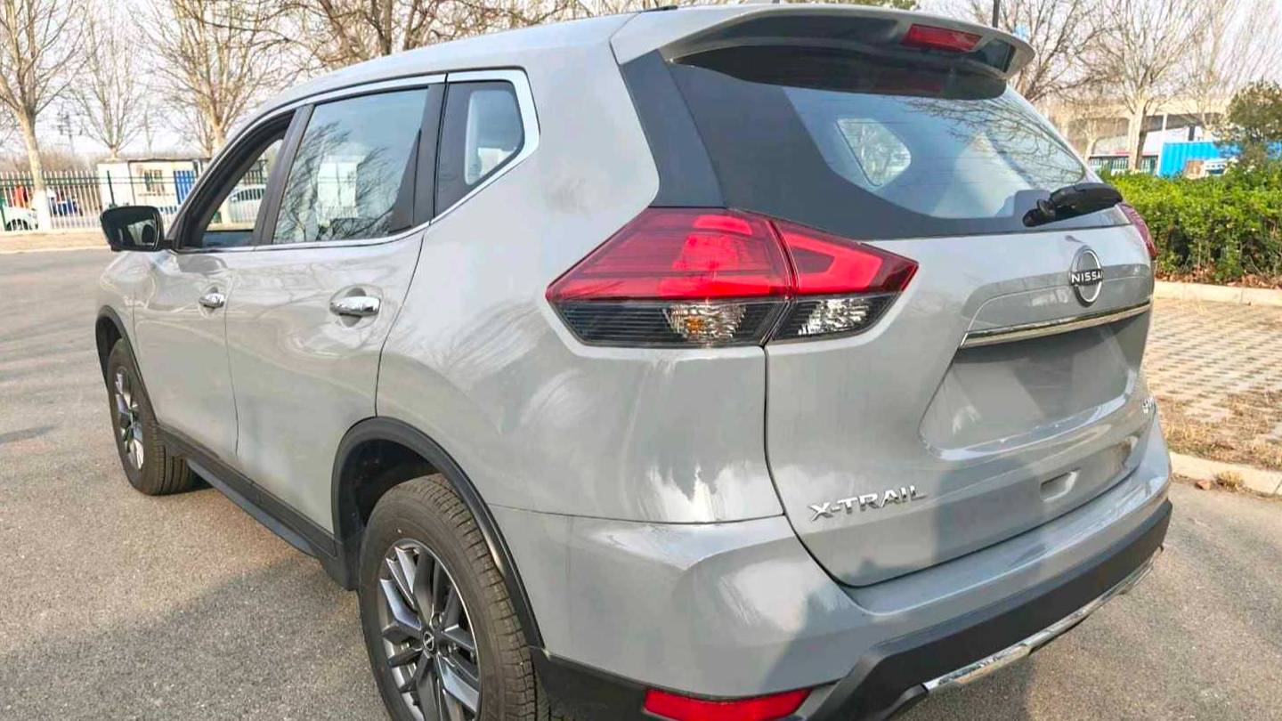 NISSAN 2025 X-TRAIL Honor 2.0L Two-Wheel Drive Leading Edition