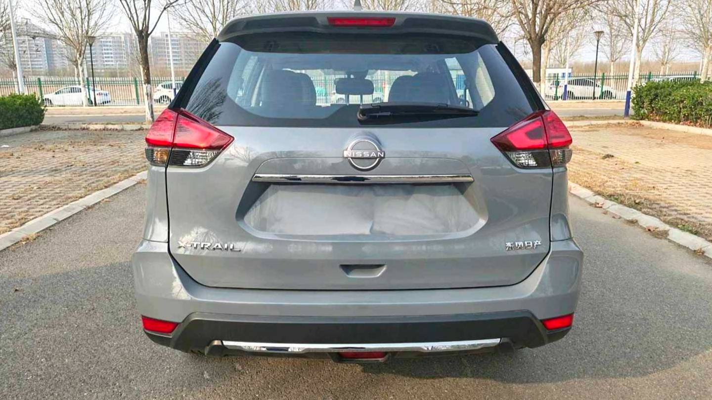 NISSAN 2025 X-TRAIL Honor 2.0L Two-Wheel Drive Leading Edition