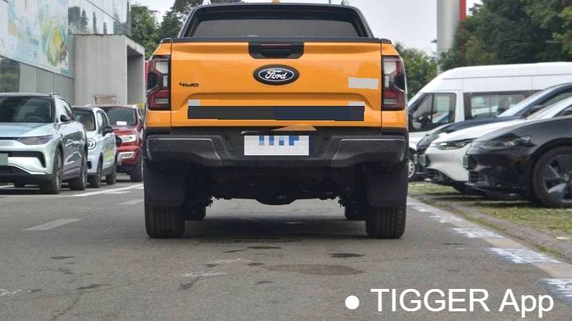 Ford 2023 ‌Ranger Wild field four-wheel drive automatic gasoline version
