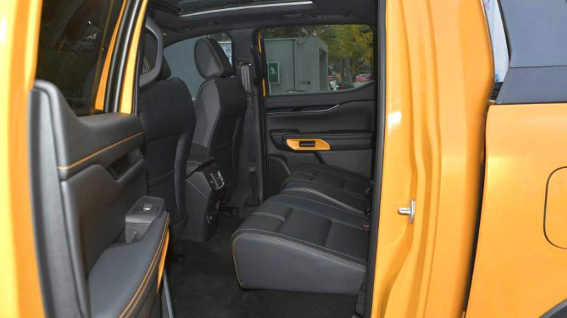 Ford 2023 ‌Ranger Wild field four-wheel drive automatic gasoline version