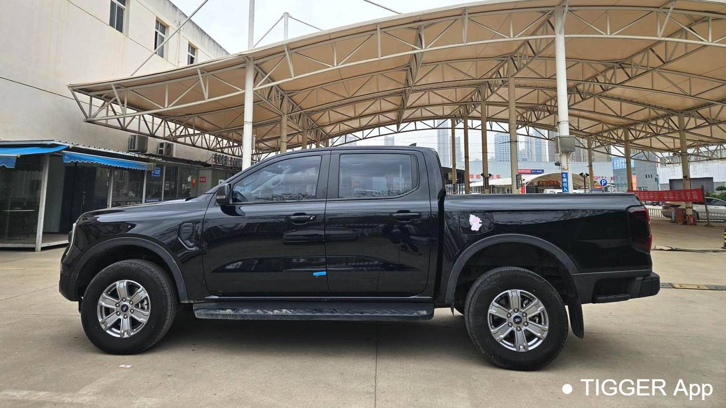 Ford 2023 ‌Ranger Mountain forest four-wheel drive automatic gasoline version