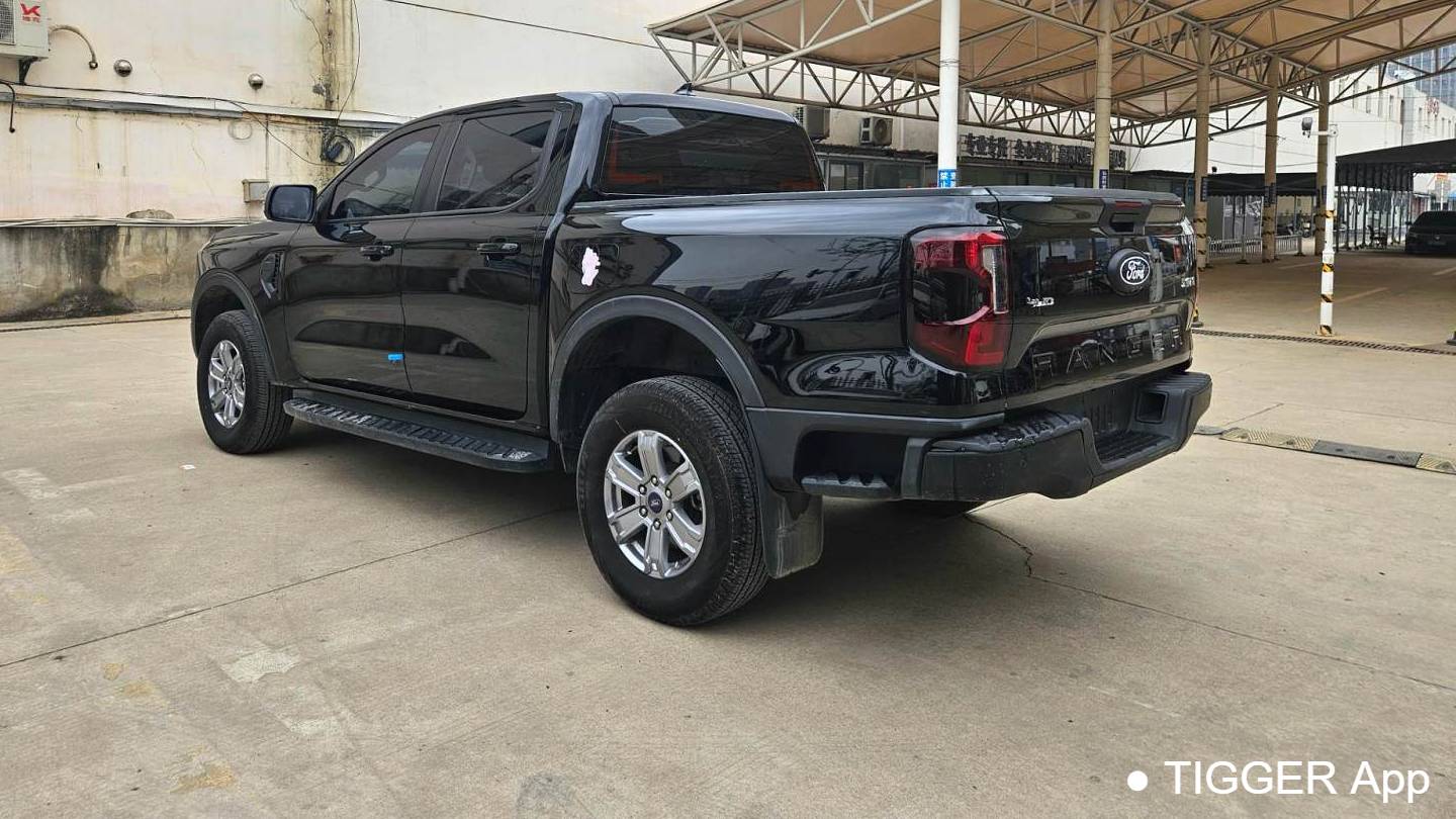 Ford 2023 ‌Ranger Mountain forest four-wheel drive automatic gasoline version