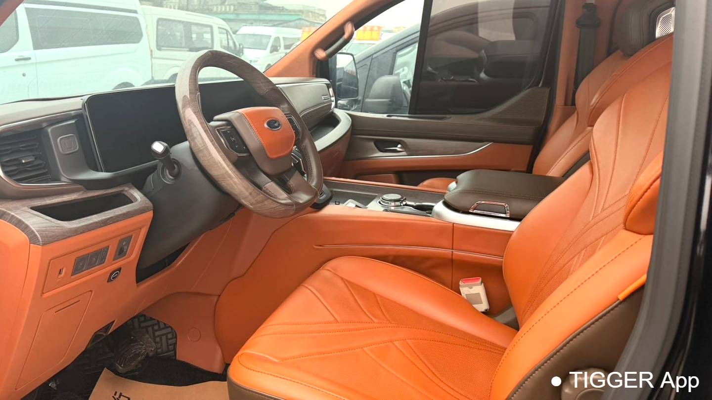 Ford 2023 Tourneo Custom 2.0T Automatic Prestige Edition